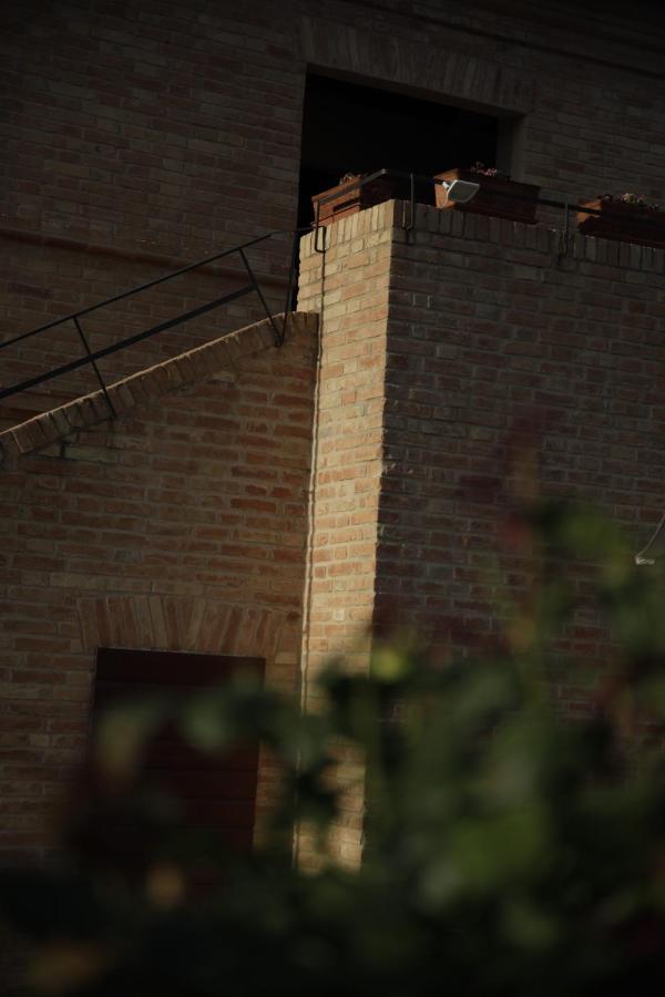 בית הארחה פוטנצה פיצ'נה 	Agriturismo La Fonte Di San Girio מראה חיצוני תמונה