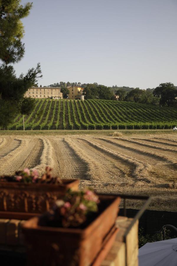 בית הארחה פוטנצה פיצ'נה 	Agriturismo La Fonte Di San Girio מראה חיצוני תמונה