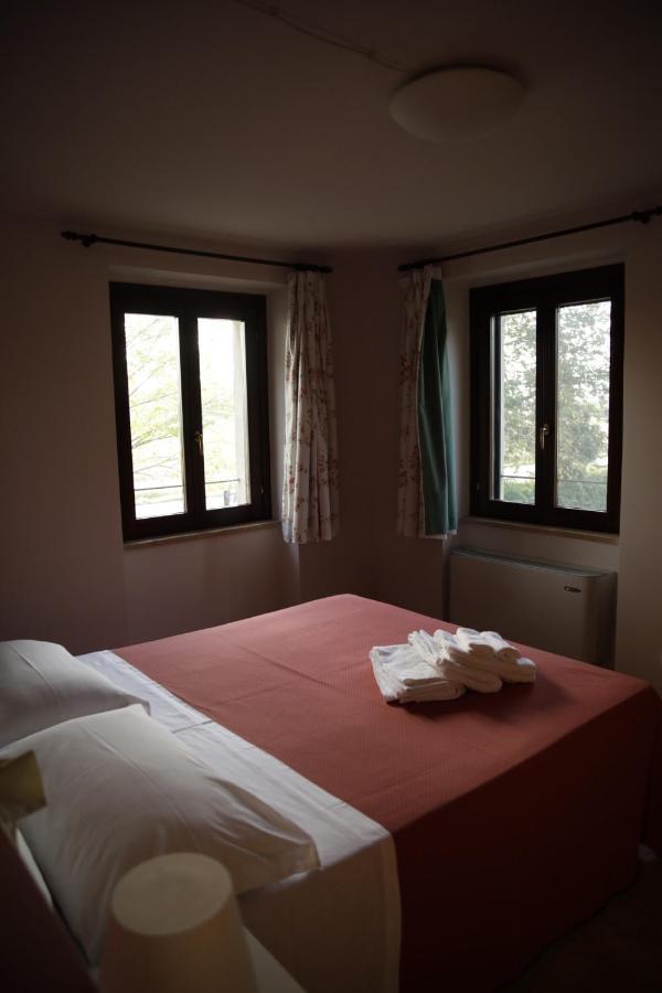 בית הארחה פוטנצה פיצ'נה 	Agriturismo La Fonte Di San Girio מראה חיצוני תמונה