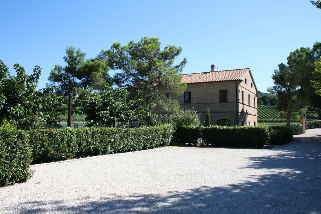 בית הארחה פוטנצה פיצ'נה 	Agriturismo La Fonte Di San Girio מראה חיצוני תמונה