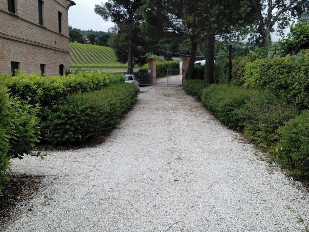 בית הארחה פוטנצה פיצ'נה 	Agriturismo La Fonte Di San Girio מראה חיצוני תמונה