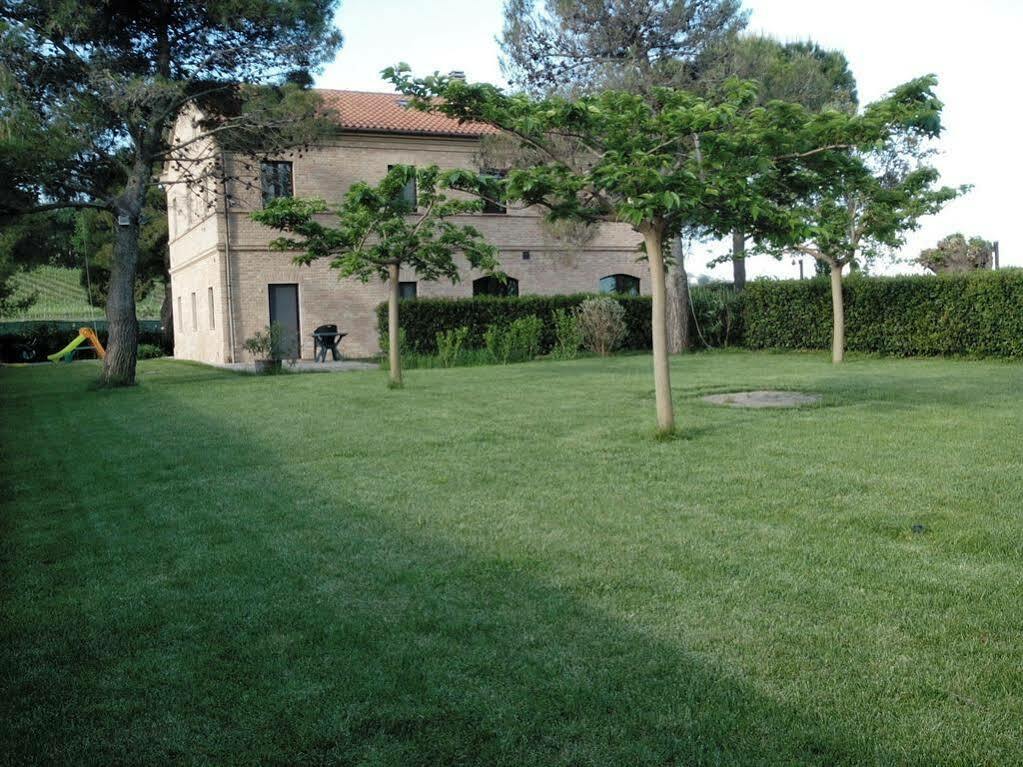 בית הארחה פוטנצה פיצ'נה 	Agriturismo La Fonte Di San Girio מראה חיצוני תמונה